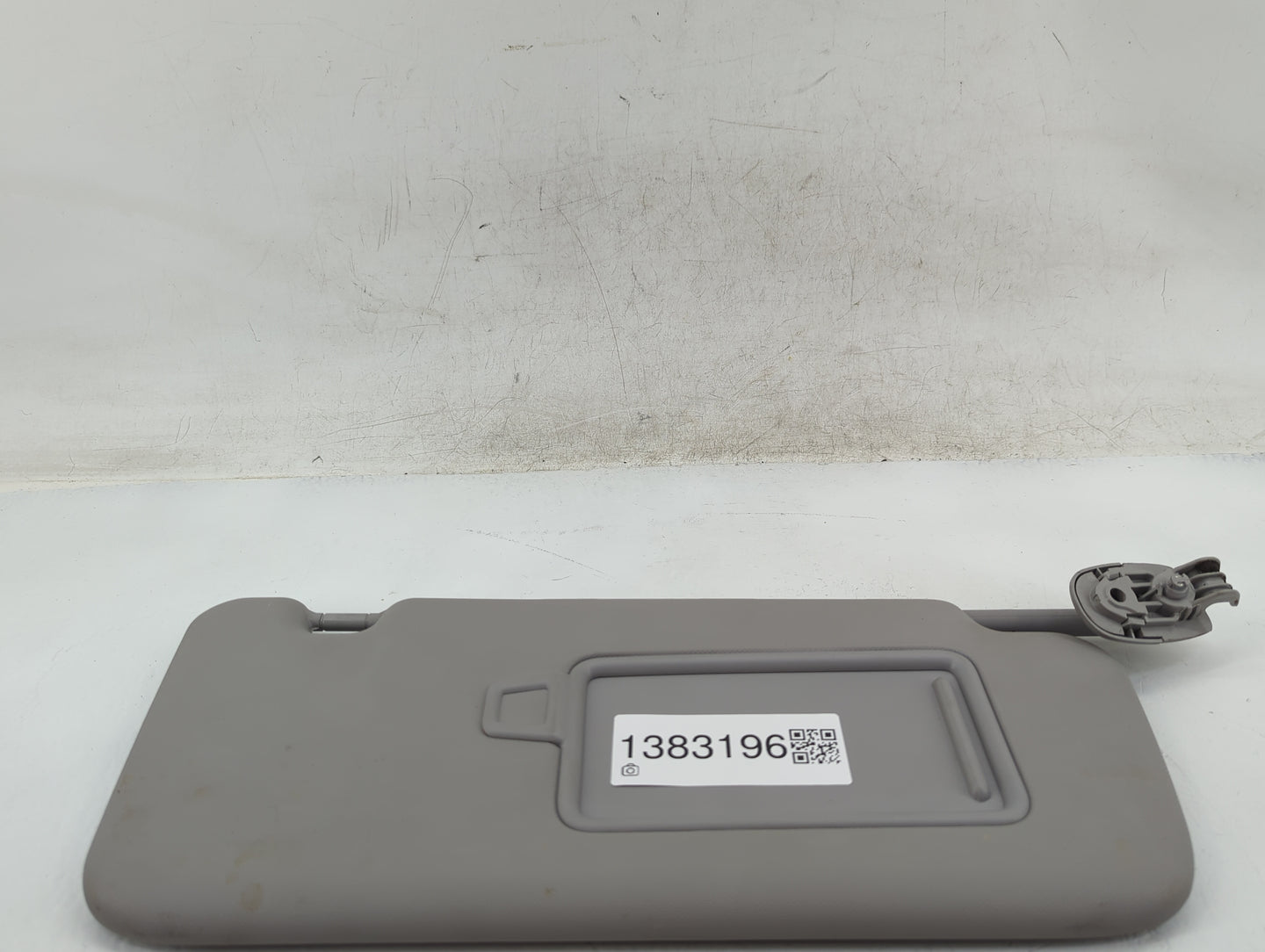 2018-2021 Hyundai Kona Sun Visor Shade Replacement Passenger Right Mirror Fits Fits 2018 2019 2020 2021 OEM Used Auto Parts 
