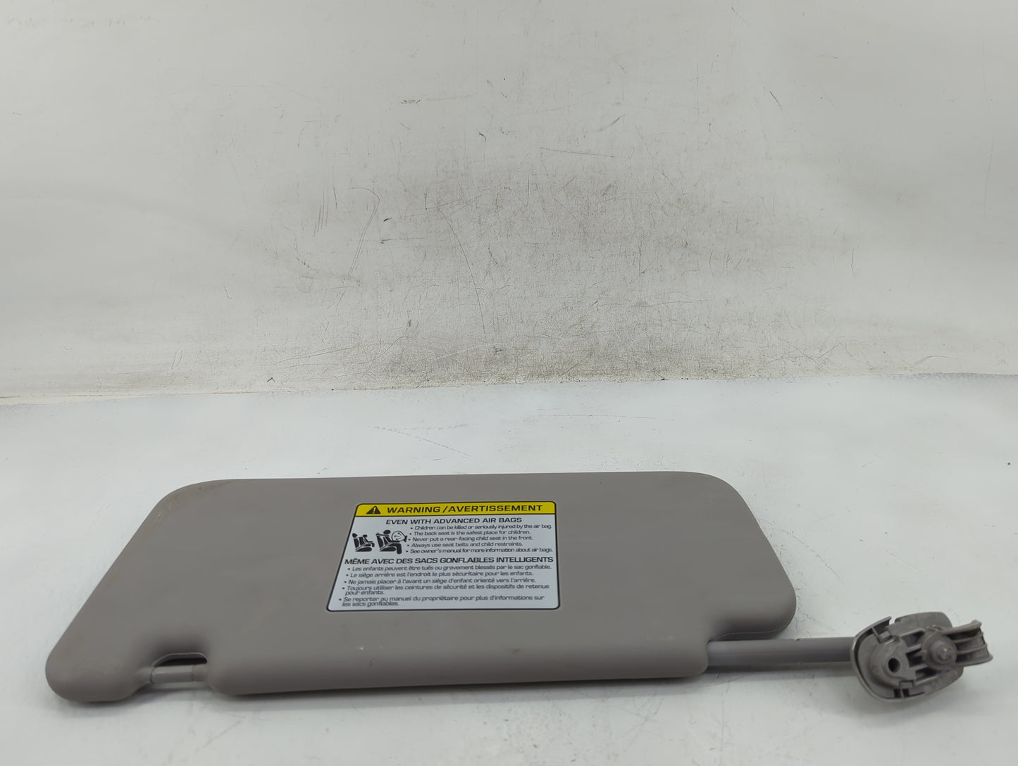 2018-2021 Hyundai Kona Sun Visor Shade Replacement Passenger Right Mirror Fits Fits 2018 2019 2020 2021 OEM Used Auto Parts 