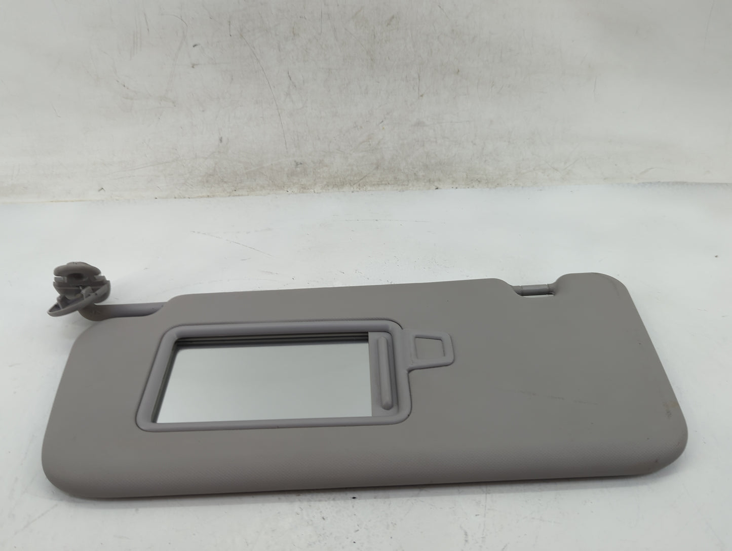 2018-2021 Hyundai Kona Sun Visor Shade Replacement Driver Left Mirror Fits Fits 2018 2019 2020 2021 OEM Used Auto Parts - Oe