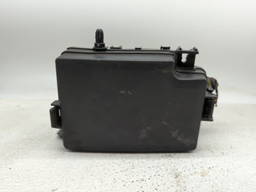 2018-2021 Hyundai Kona Fusebox Fuse Box Panel Relay Module P/N:91227-J9250 Fits Fits 2018 2019 2020 2021 OEM Used Auto Parts