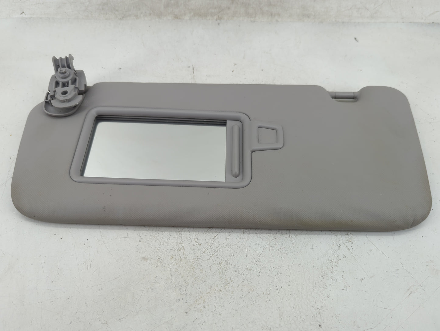 2018-2021 Hyundai Kona Sun Visor Shade Replacement Driver Left Mirror Fits Fits 2018 2019 2020 2021 OEM Used Auto Parts - Oe