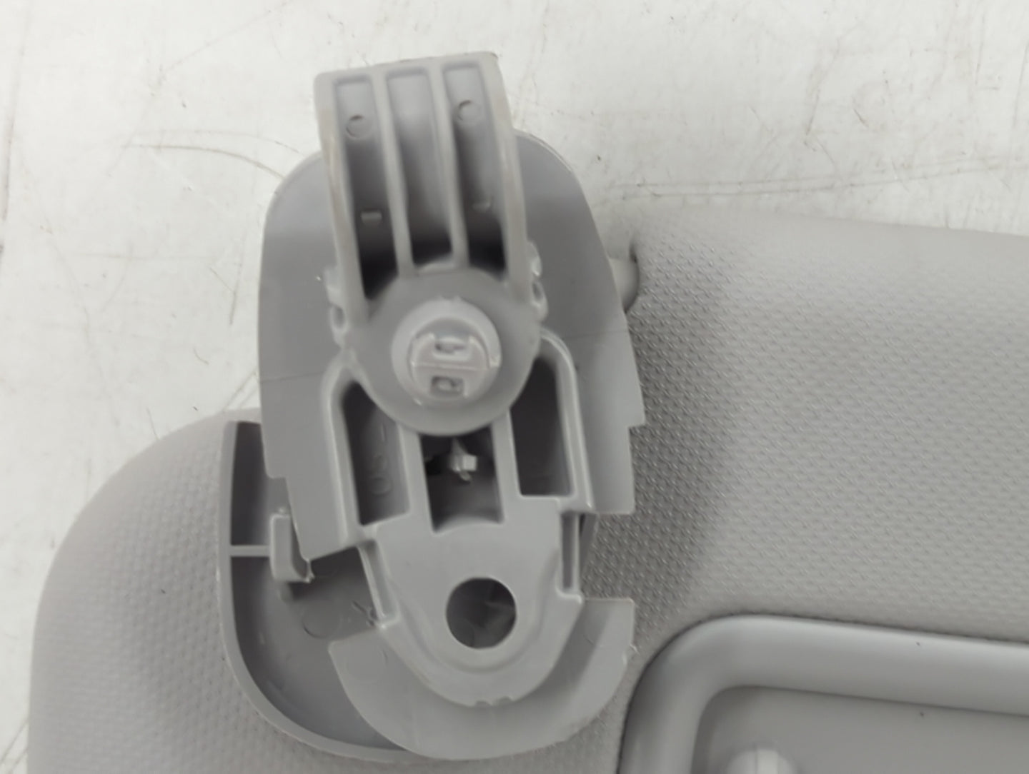 2018-2021 Hyundai Kona Sun Visor Shade Replacement Driver Left Mirror Fits Fits 2018 2019 2020 2021 OEM Used Auto Parts - Oe