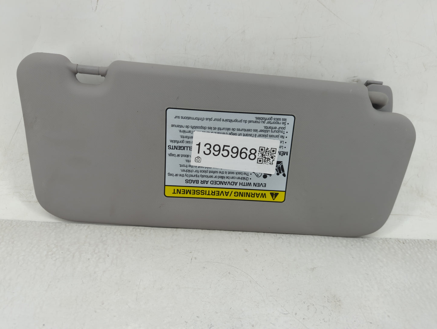 2018-2021 Hyundai Kona Sun Visor Shade Replacement Driver Left Mirror Fits Fits 2018 2019 2020 2021 OEM Used Auto Parts - Oe