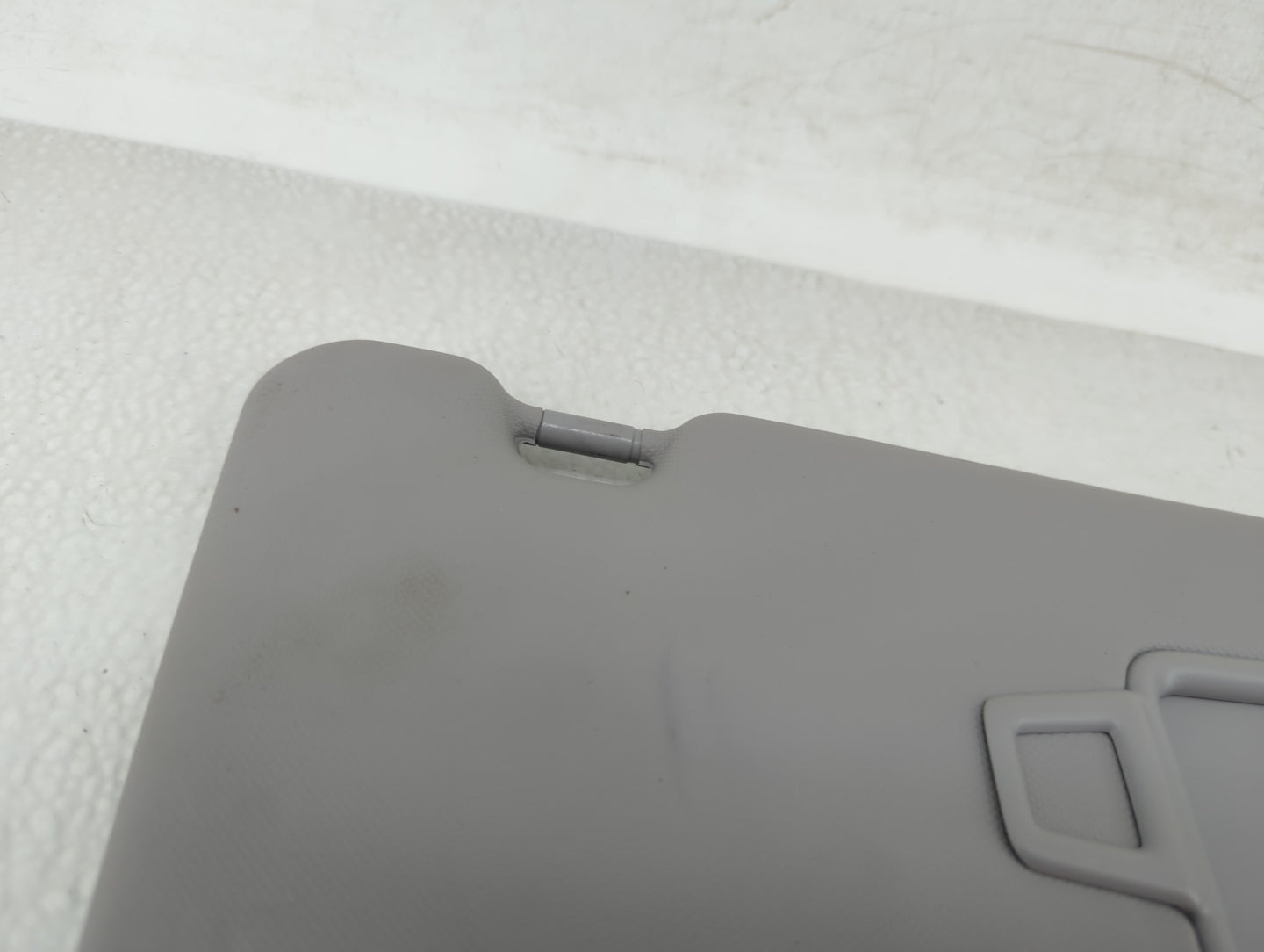 2018-2021 Hyundai Kona Sun Visor Shade Replacement Passenger Right Mirror Fits Fits 2018 2019 2020 2021 OEM Used Auto Parts 