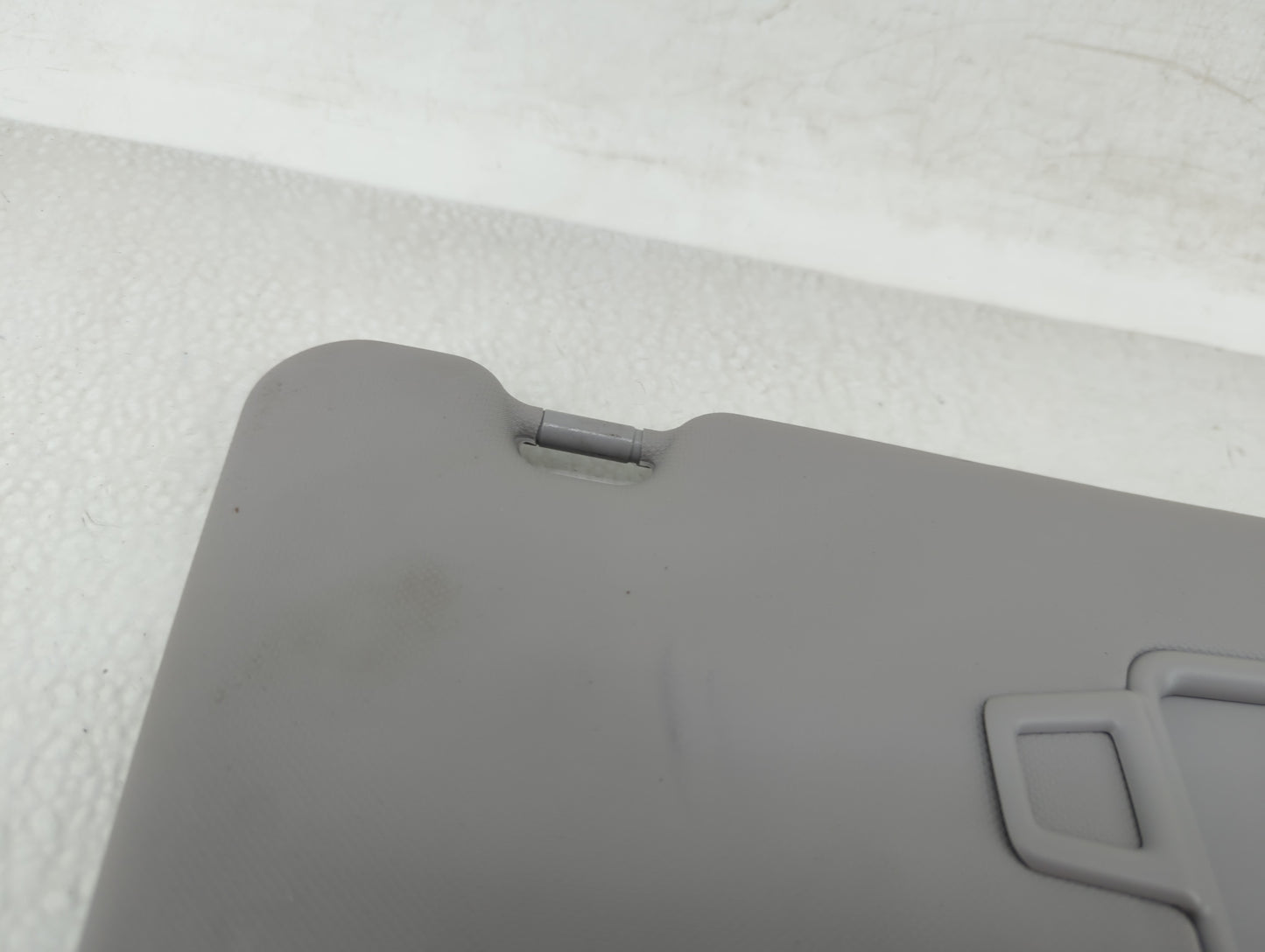 2018-2021 Hyundai Kona Sun Visor Shade Replacement Passenger Right Mirror Fits Fits 2018 2019 2020 2021 OEM Used Auto Parts 
