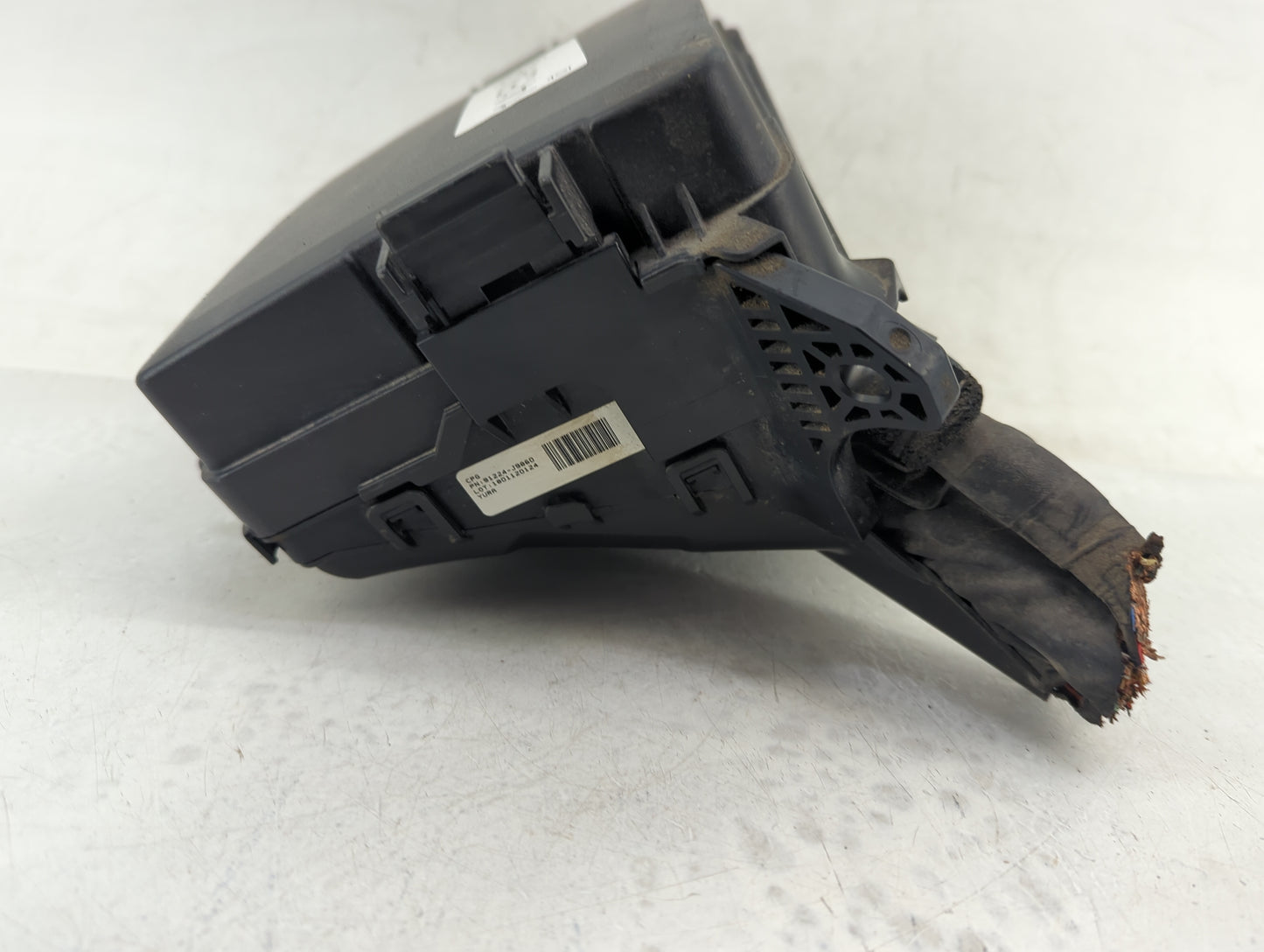 2018-2021 Hyundai Kona Fusebox Fuse Box Panel Relay Module P/N:91224-J9860 Fits Fits 2018 2019 2020 2021 OEM Used Auto Parts