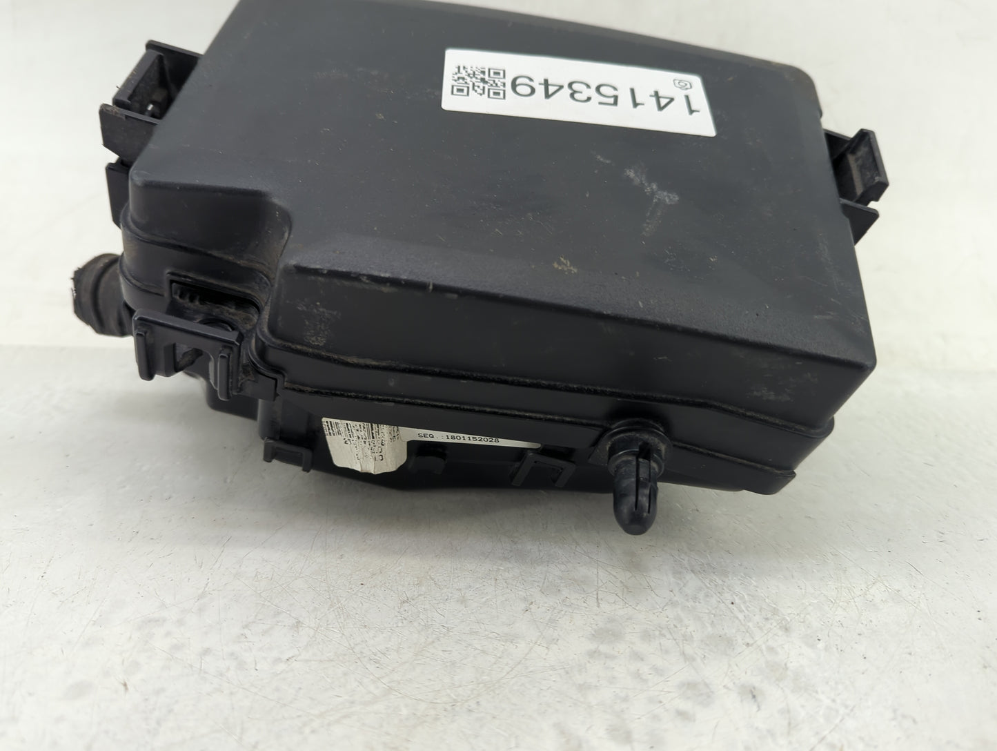 2018-2021 Hyundai Kona Fusebox Fuse Box Panel Relay Module P/N:91224-J9860 Fits Fits 2018 2019 2020 2021 OEM Used Auto Parts