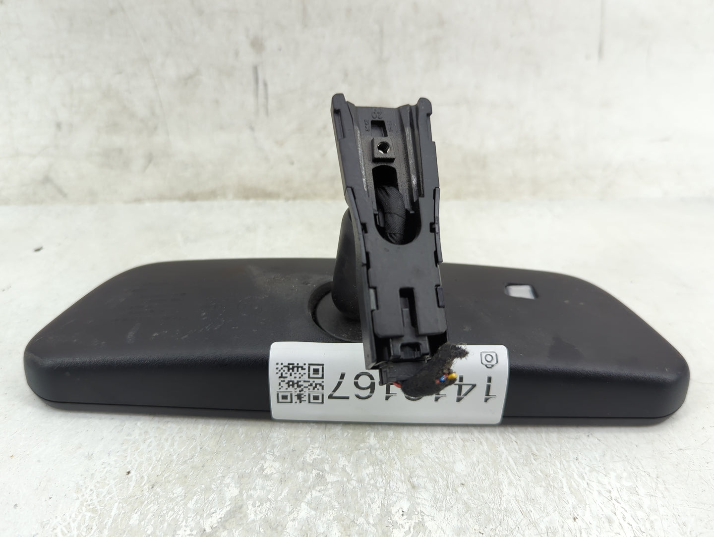2018-2021 Hyundai Kona Interior Rear View Mirror Replacement OEM P/N:4112A-UAHL5A Fits OEM Used Auto Parts - Oemusedautopart