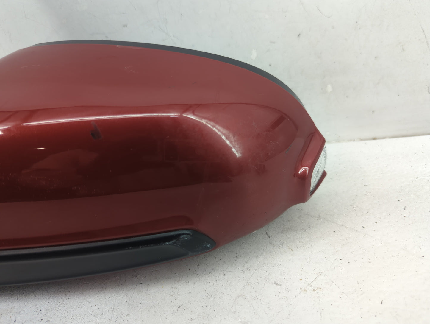 2018-2021 Hyundai Kona Driver Side View Mirror - Left Door Mirror OEM Used - Oemusedautoparts1.com