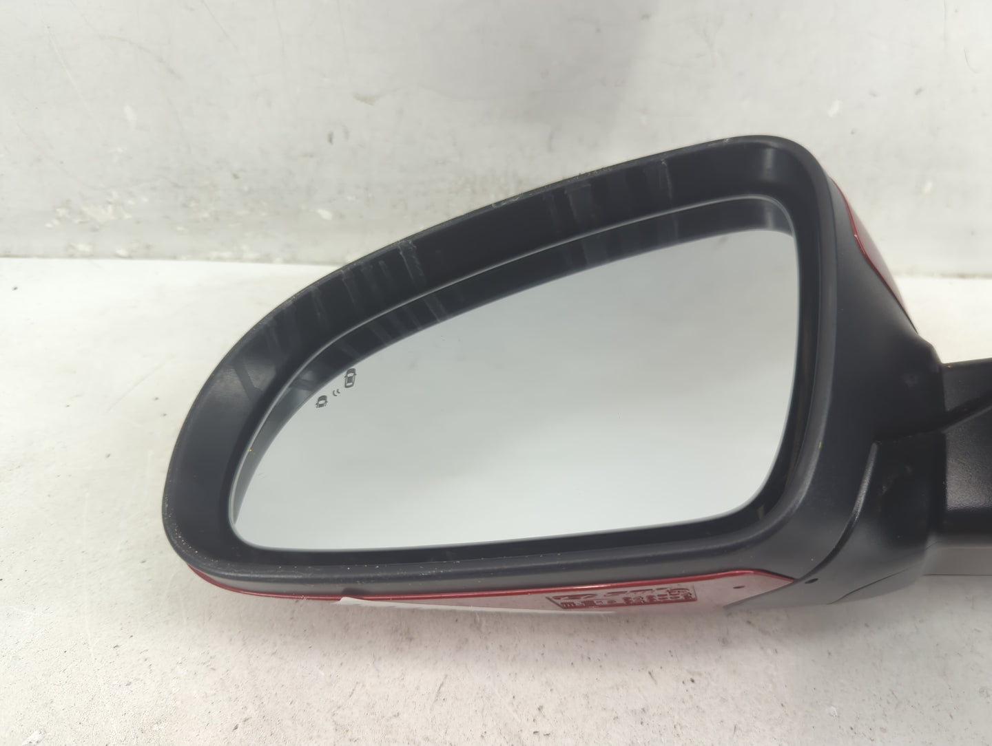 2018-2021 Hyundai Kona Driver Side View Mirror - Left Door Mirror OEM Used - Oemusedautoparts1.com