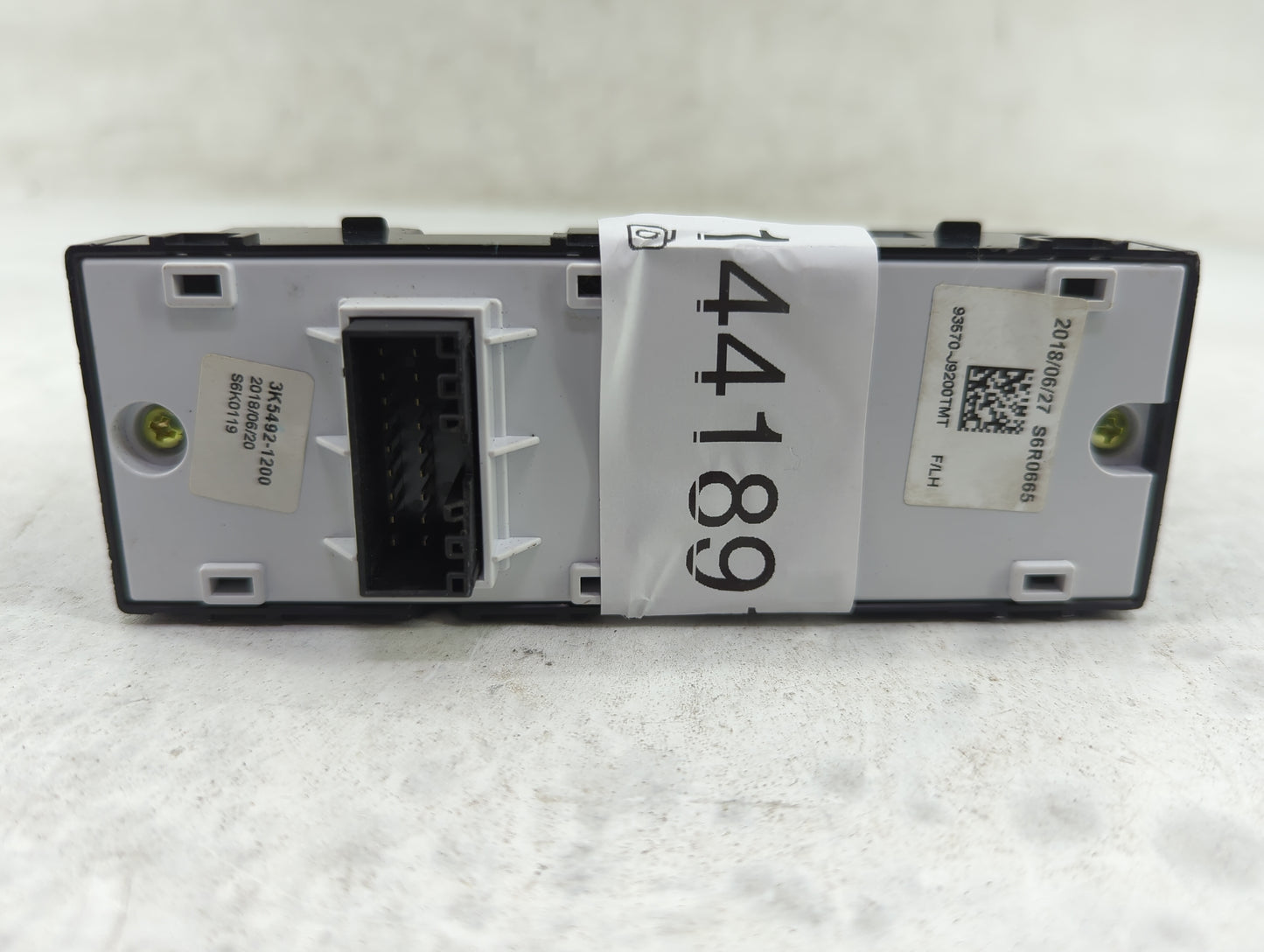 2018-2022 Hyundai Kona Master Power Window Switch Replacement Driver Side Left P/N:3K5492-1200 93570-J9200TMT Fits OEM Used 