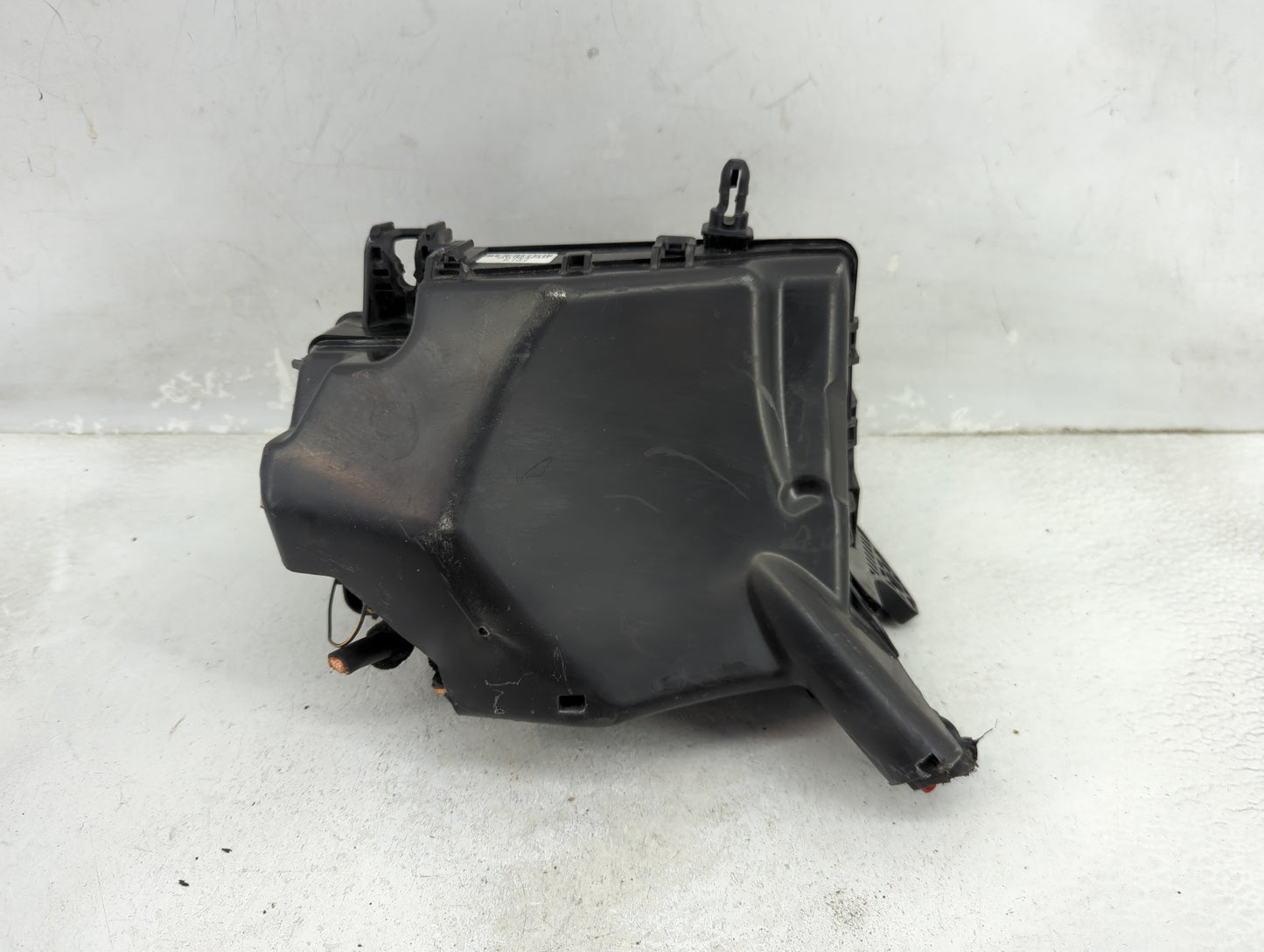 2018-2021 Hyundai Kona Fusebox Fuse Box Panel Relay Module P/N:91956-J9520 18980-09625, 18980-09636 Fits Fits 2018 2019 2020