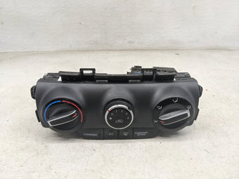 compare product 2018-2021 Hyundai Kona Climate Control Module Temperature AC/Heater Replacement P/N:97250-J9070 C20036-B070f Fits OEM Used Auto Parts