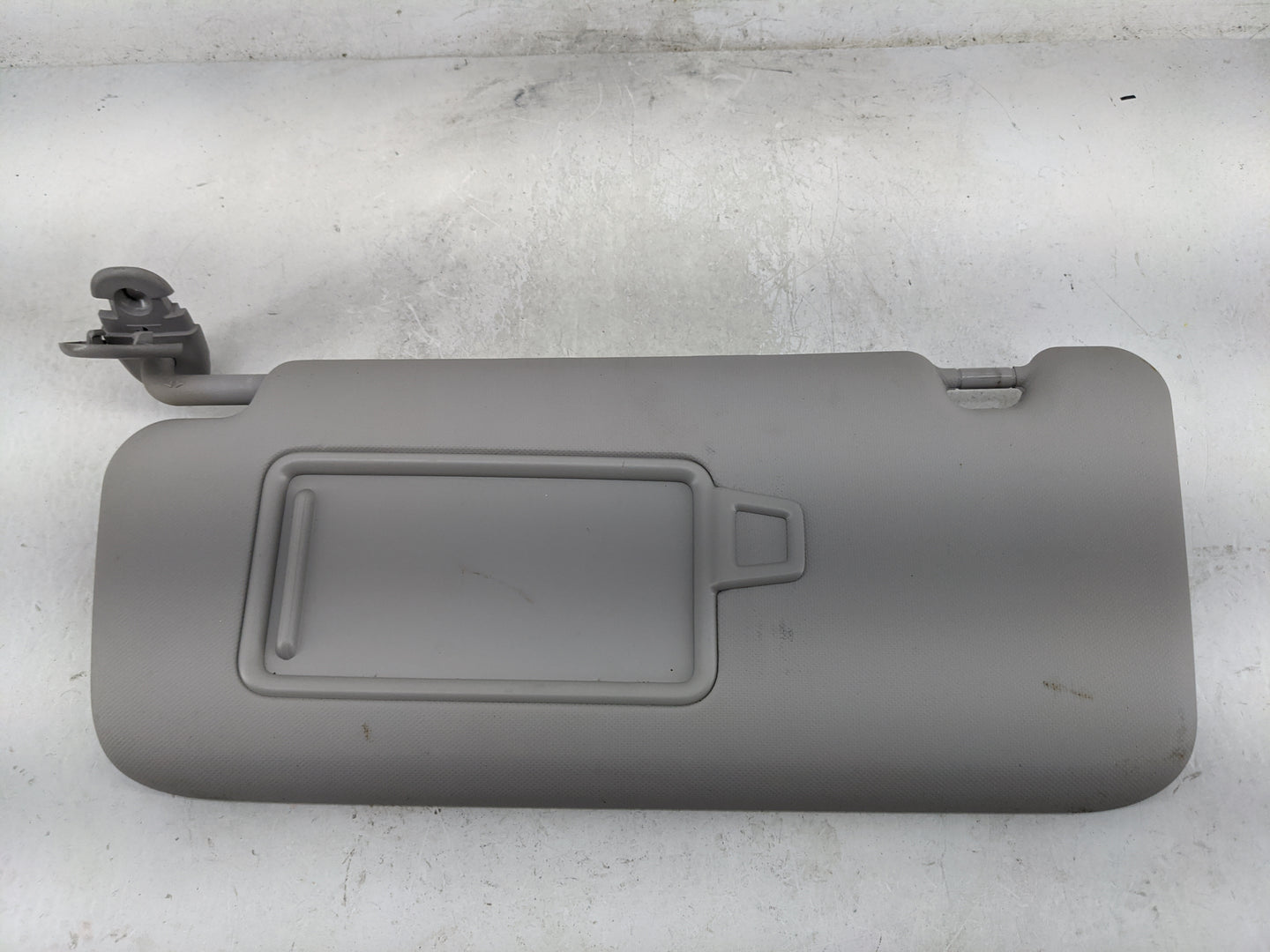 2018-2021 Hyundai Kona Sun Visor Shade Replacement Driver Left Mirror Fits Fits 2018 2019 2020 2021 OEM Used Auto Parts - Oe