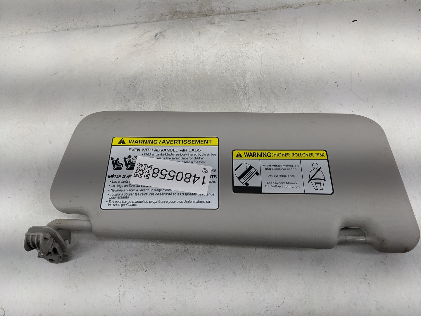 2018-2021 Hyundai Kona Sun Visor Shade Replacement Driver Left Mirror Fits Fits 2018 2019 2020 2021 OEM Used Auto Parts - Oe