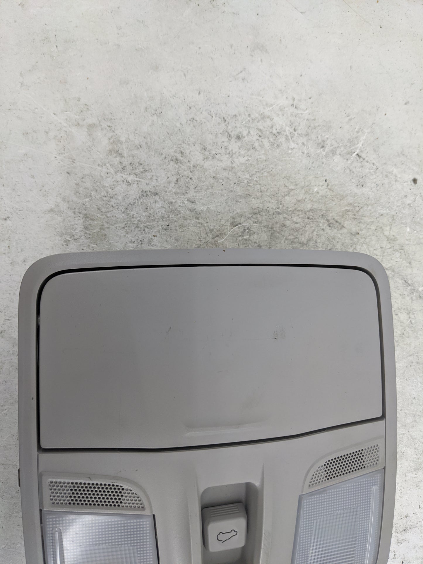 2018 Hyundai Kona Overhead Roof Console - Oemusedautoparts1.com