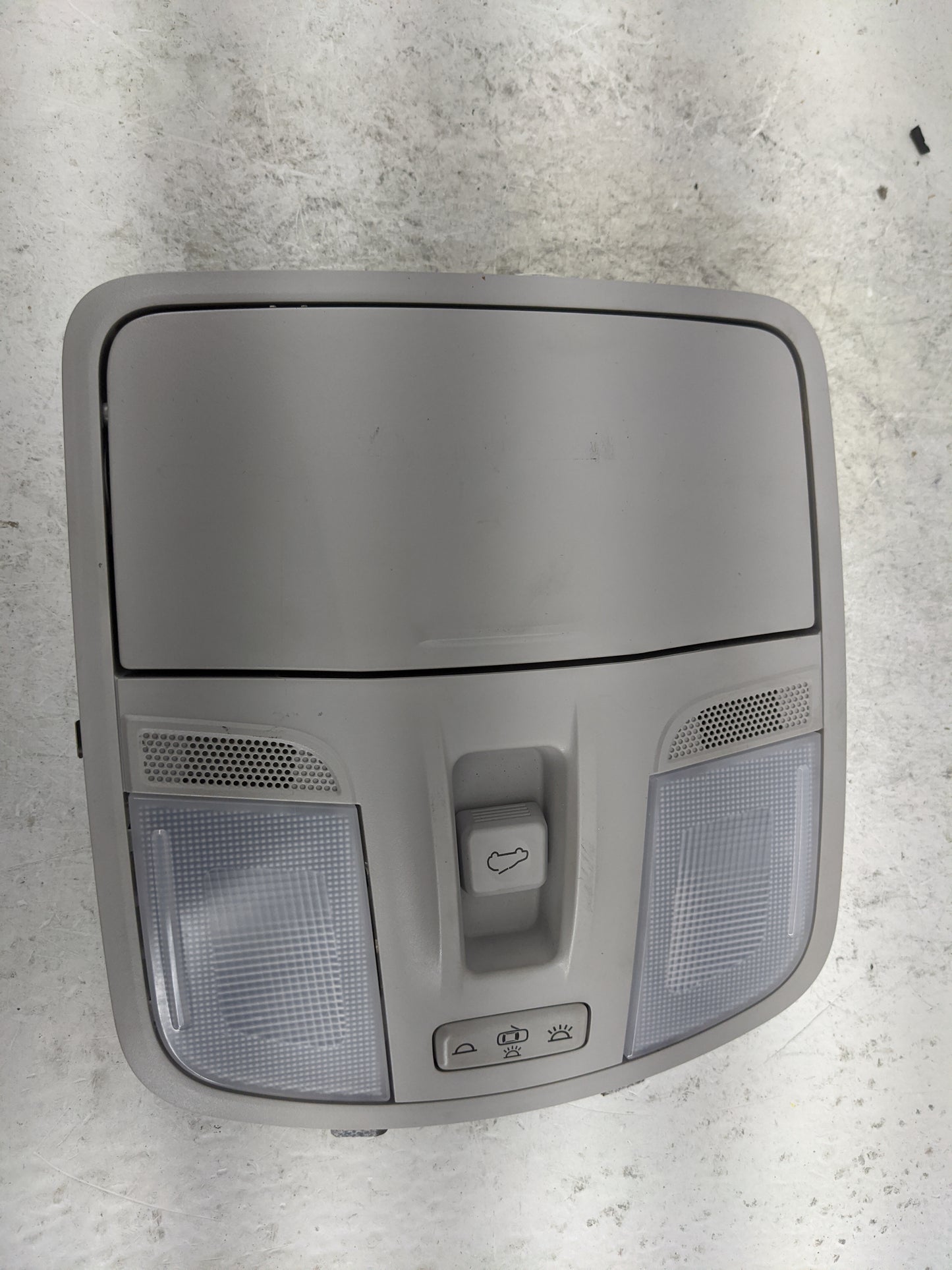2018 Hyundai Kona Overhead Roof Console - Oemusedautoparts1.com