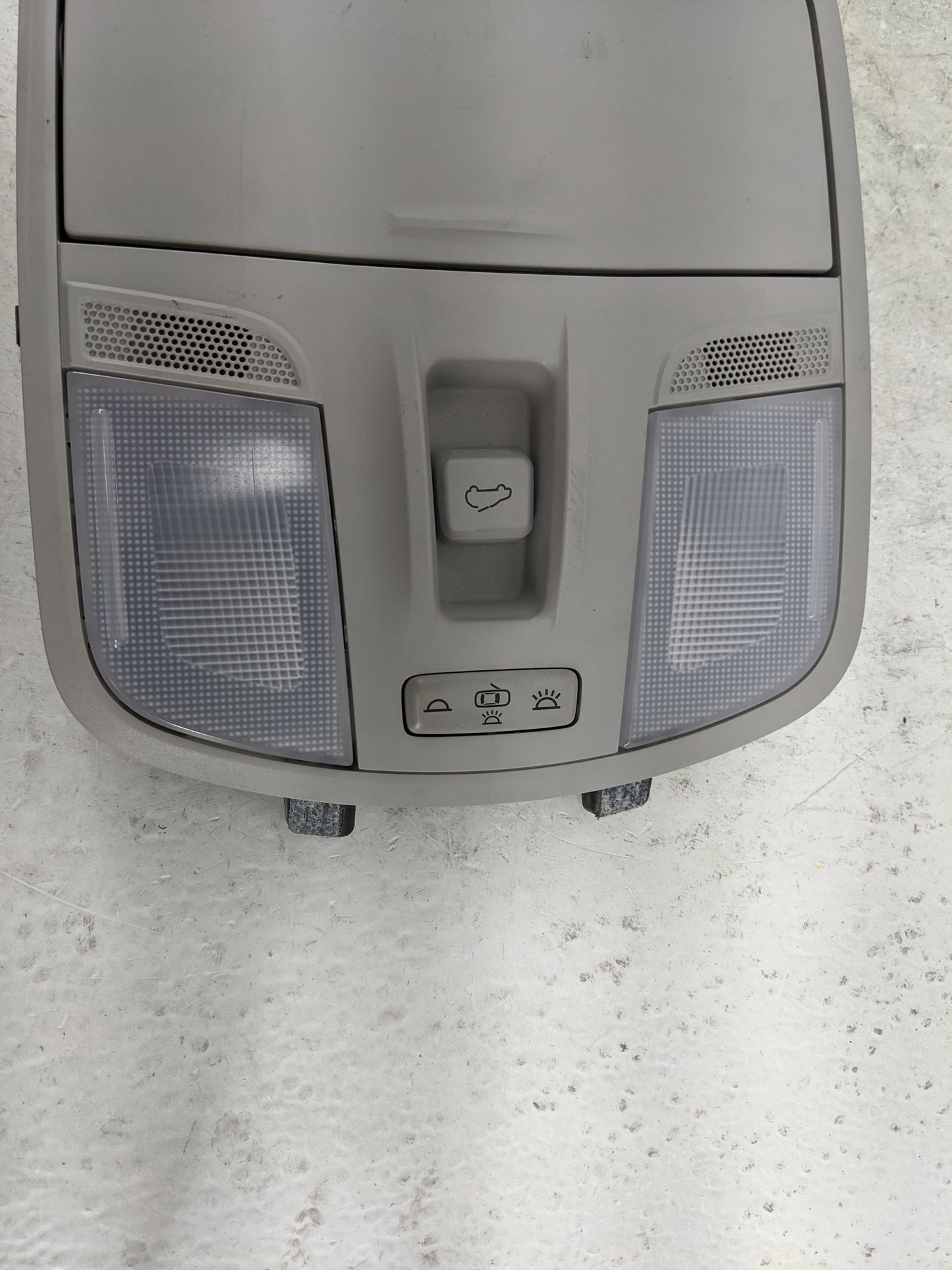 2018 Hyundai Kona Overhead Roof Console - Oemusedautoparts1.com