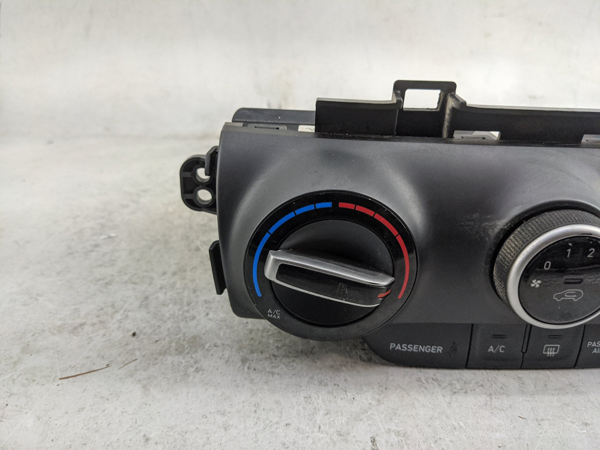 2018-2021 Hyundai Kona Climate Control Module Temperature AC/Heater Replacement P/N:97250-J9040 C20036-7710 Fits OEM Used Au