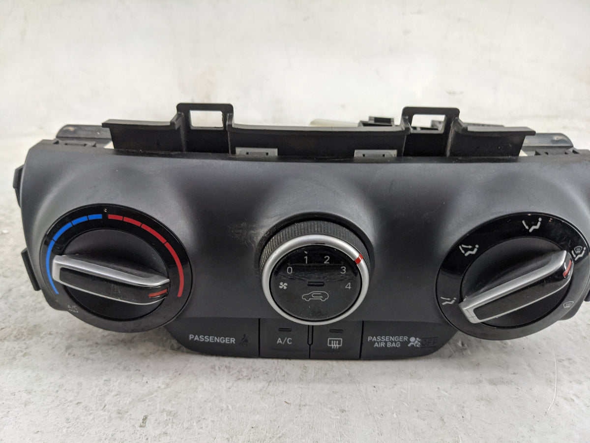 2018-2021 Hyundai Kona Climate Control Module Temperature AC/Heater Replacement P/N:97250-J9040 C20036-7710 Fits OEM Used Au