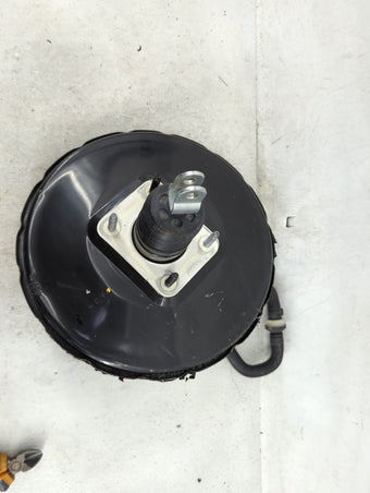 compare product 2018-2021 Hyundai Kona Power Brake Booster Oem 1489618