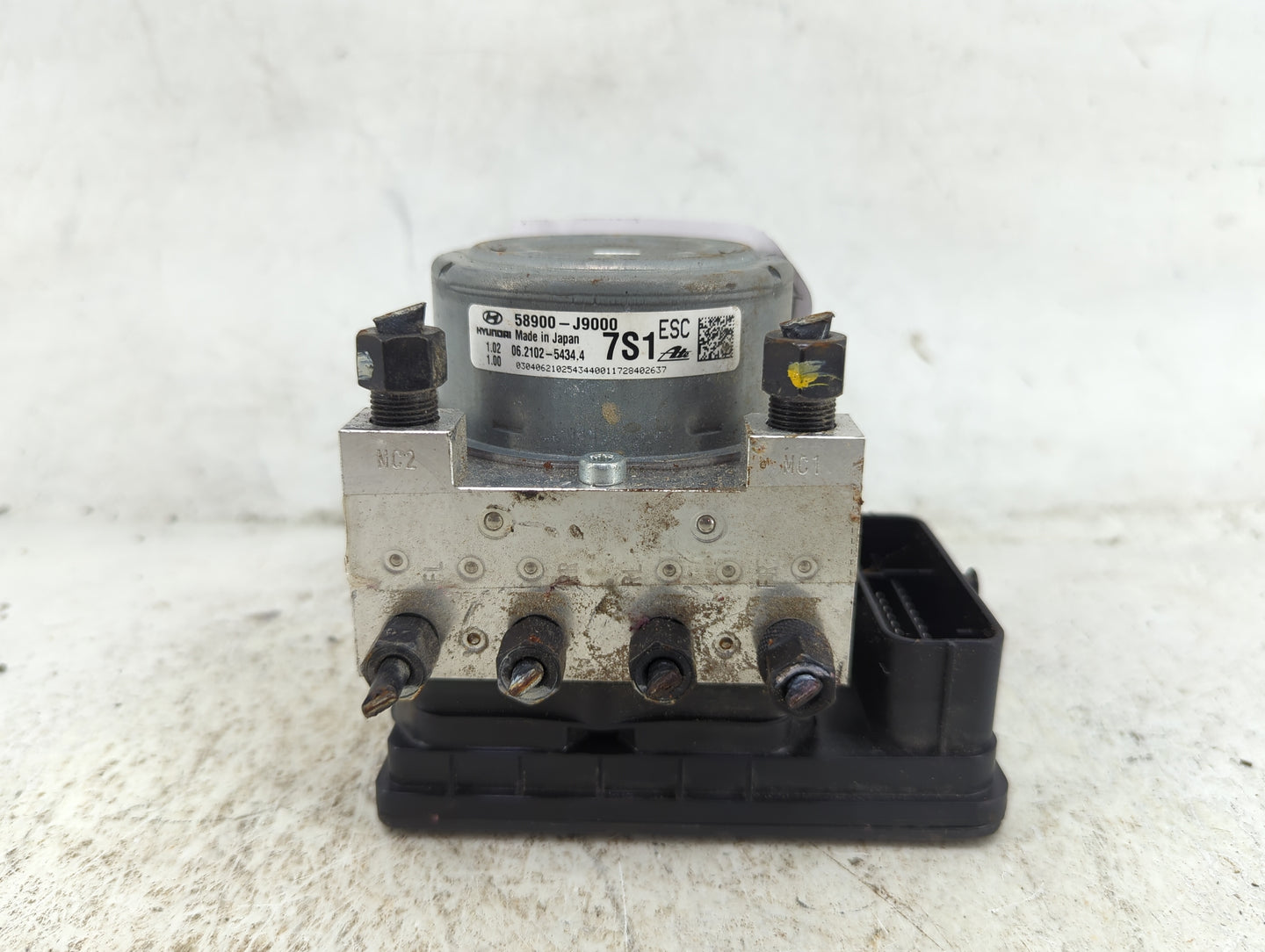 2018-2020 Hyundai Kona ABS Pump Control Module Replacement P/N:58900-J9000 06.2102-5434.4, 06.2109-8585.3 Fits Fits 2018 201
