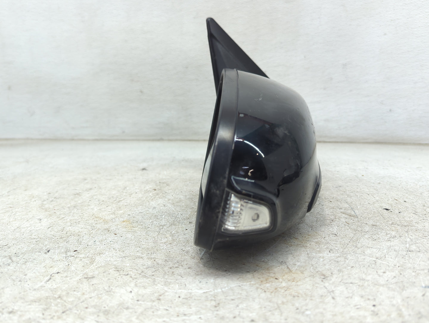 2018-2021 Hyundai Kona Passenger Side View Mirror - Right Door Mirror OEM Used - Oemusedautoparts1.com