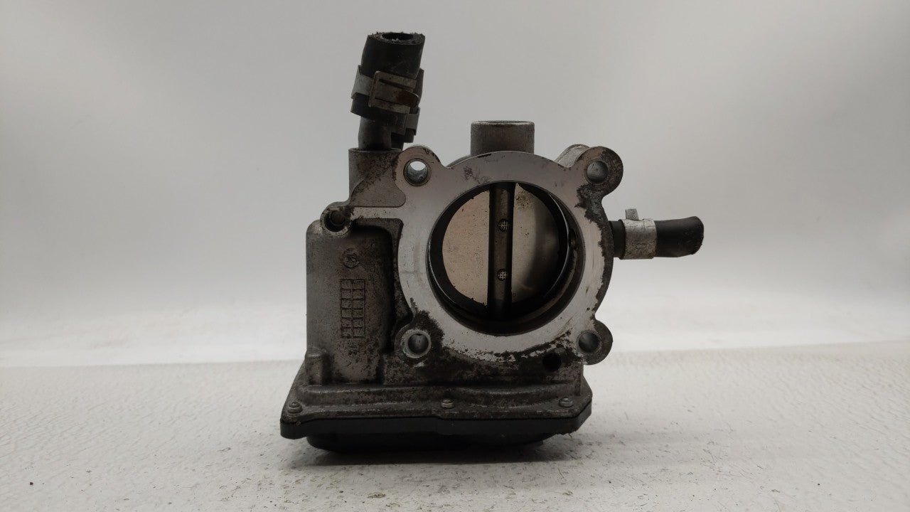 2018-2019 Hyundai Kona Throttle Body P/N:35100-2B340 Fits Fits 2015 2016 2017 2018 2019 OEM Used Auto Parts - Oemusedautopar