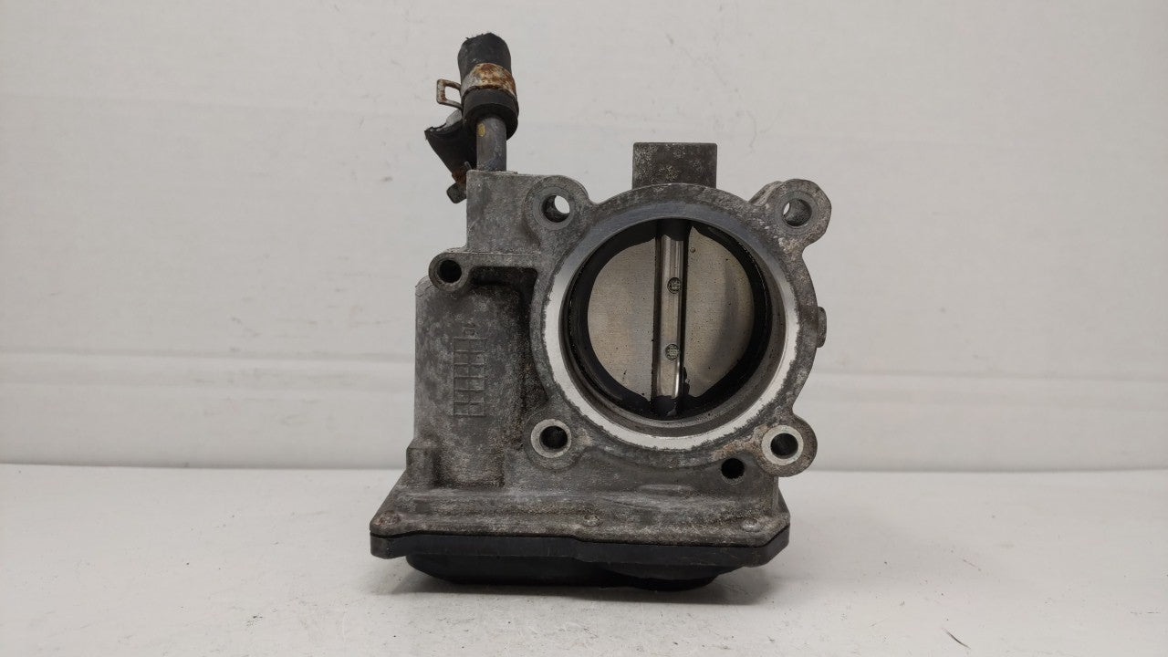2018-2019 Hyundai Kona Throttle Body P/N:35100-2E400 Fits Fits 2012 2013 2014 2015 2016 2018 2019 OEM Used Auto Parts - Oemu