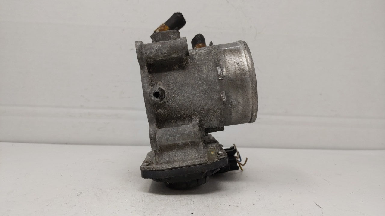 2018-2019 Hyundai Kona Throttle Body P/N:35100-2E400 Fits Fits 2012 2013 2014 2015 2016 2018 2019 OEM Used Auto Parts - Oemu