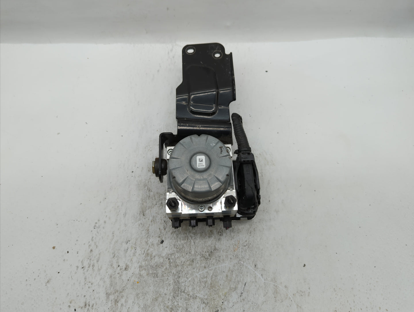 2018-2019 Hyundai Kona ABS Pump Control Module Replacement P/N:58900-J9100 Fits Fits 2018 2019 OEM Used Auto Parts - Oemused