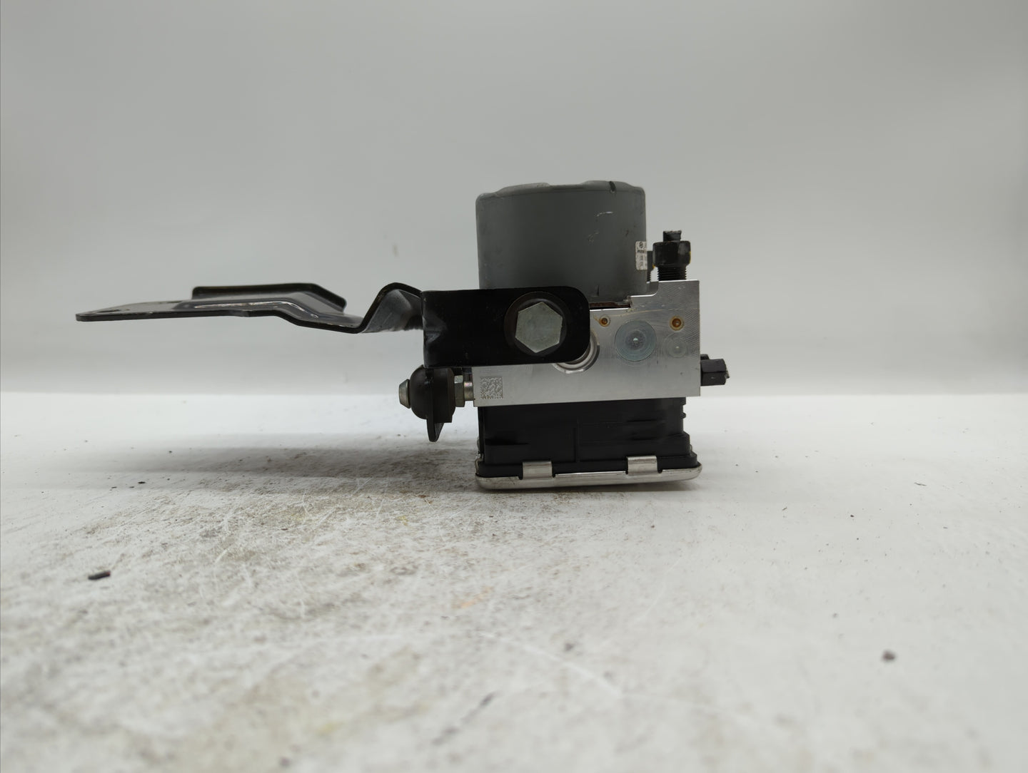 2018-2019 Hyundai Kona ABS Pump Control Module Replacement P/N:58900-J9100 Fits Fits 2018 2019 OEM Used Auto Parts - Oemused