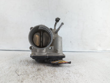 2018-2019 Hyundai Kona Throttle Body P/N:35100-2E400 35100-2E000 Fits Fits 2012 2013 2014 2015 2016 2018 2019 OEM Used Auto 