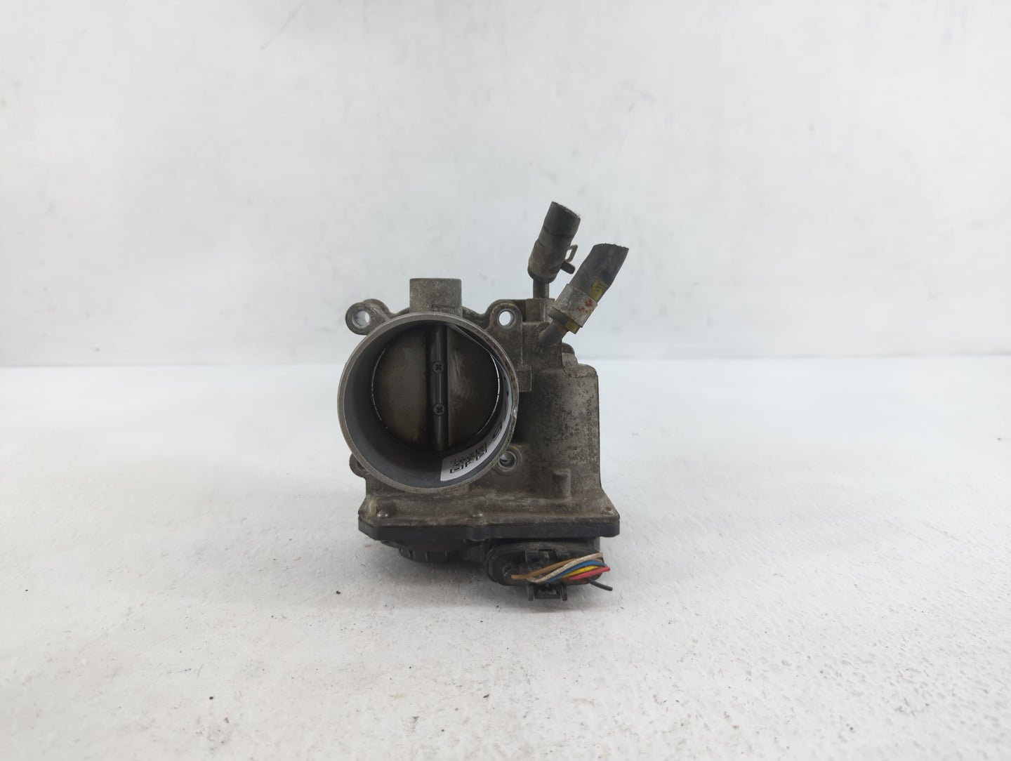 2018-2019 Hyundai Kona Throttle Body P/N:35100-2E400 35100-2E000 Fits Fits 2012 2013 2014 2015 2016 2018 2019 OEM Used Auto 