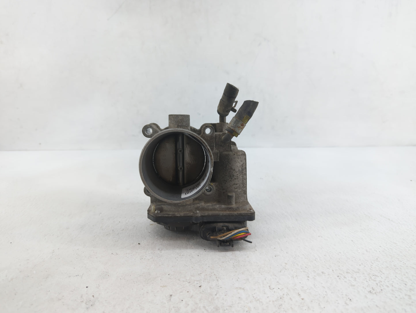 2018-2019 Hyundai Kona Throttle Body P/N:35100-2E400 35100-2E000 Fits Fits 2012 2013 2014 2015 2016 2018 2019 OEM Used Auto 