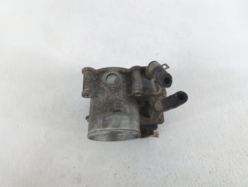 2018-2019 Hyundai Kona Throttle Body P/N:35100-2E400 35100-2E000 Fits Fits 2012 2013 2014 2015 2016 2018 2019 OEM Used Auto Parts