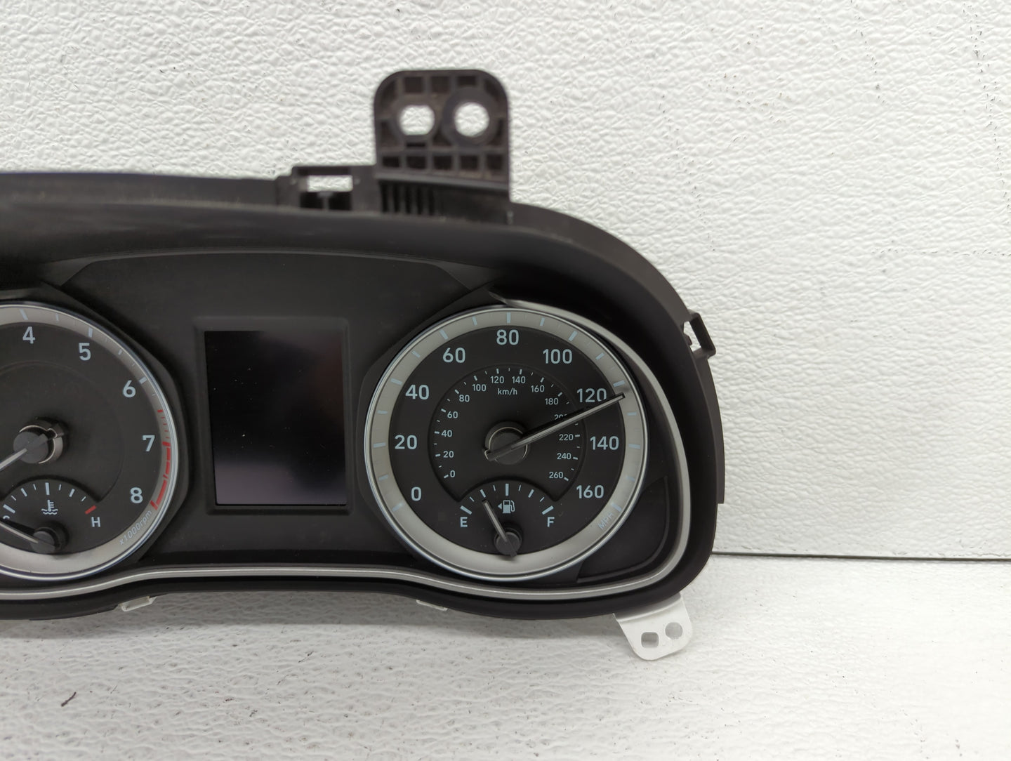 2018-2021 Hyundai Kona Instrument Cluster Speedometer Gauges P/N:94011J9080 Fits Fits 2018 2020 2021 OEM Used Auto Parts - O