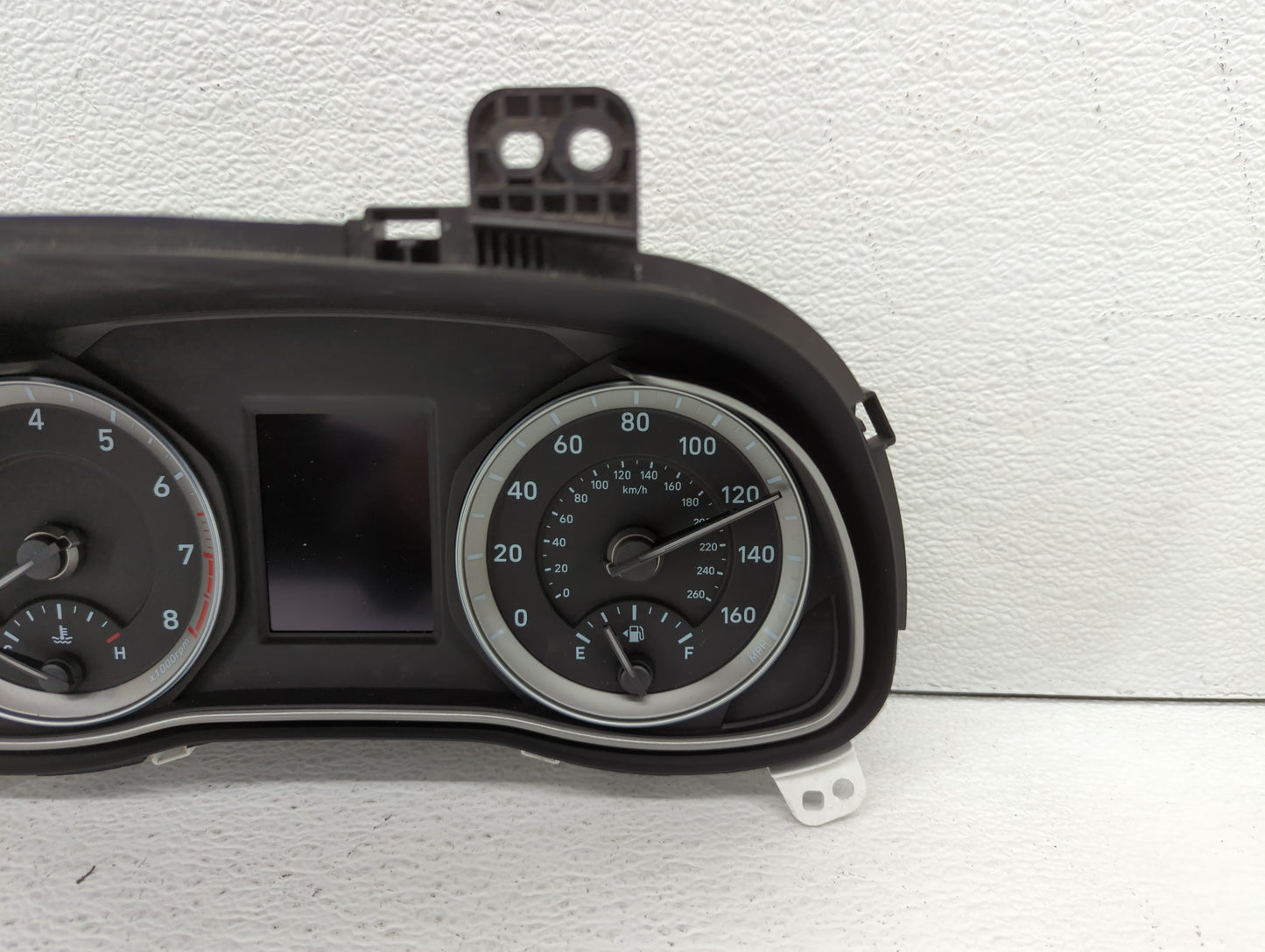 2018-2021 Hyundai Kona Instrument Cluster Speedometer Gauges P/N:94011J9080 Fits Fits 2018 2020 2021 OEM Used Auto Parts - O