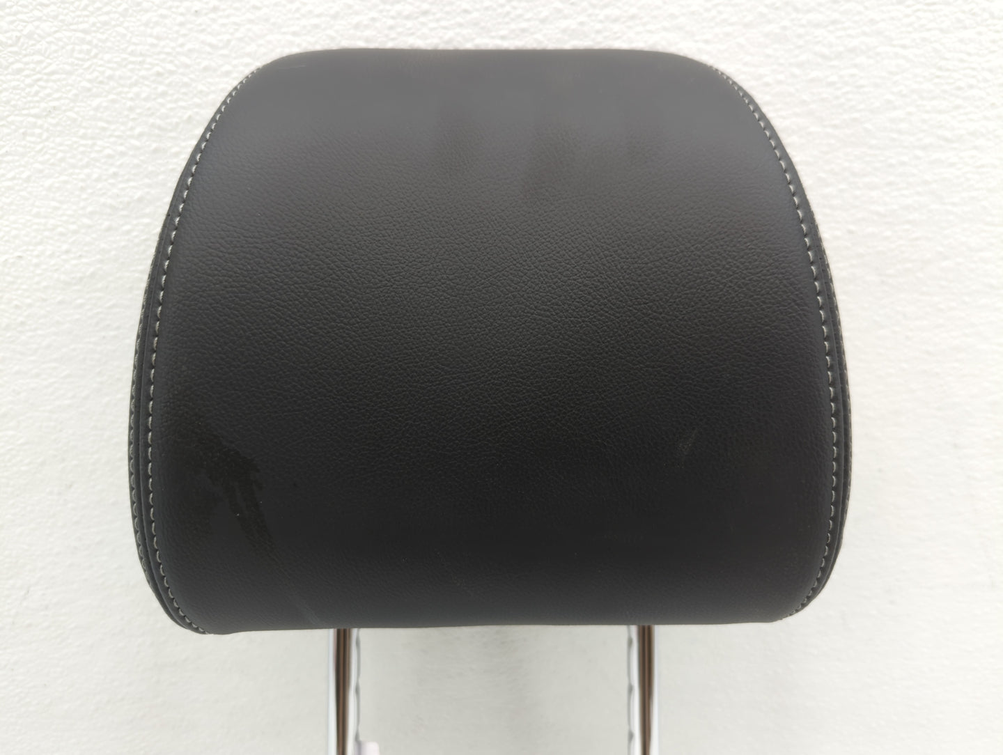 2018-2021 Hyundai Kona Headrest Head Rest Front Driver Passenger Seat - Oemusedautoparts1.com