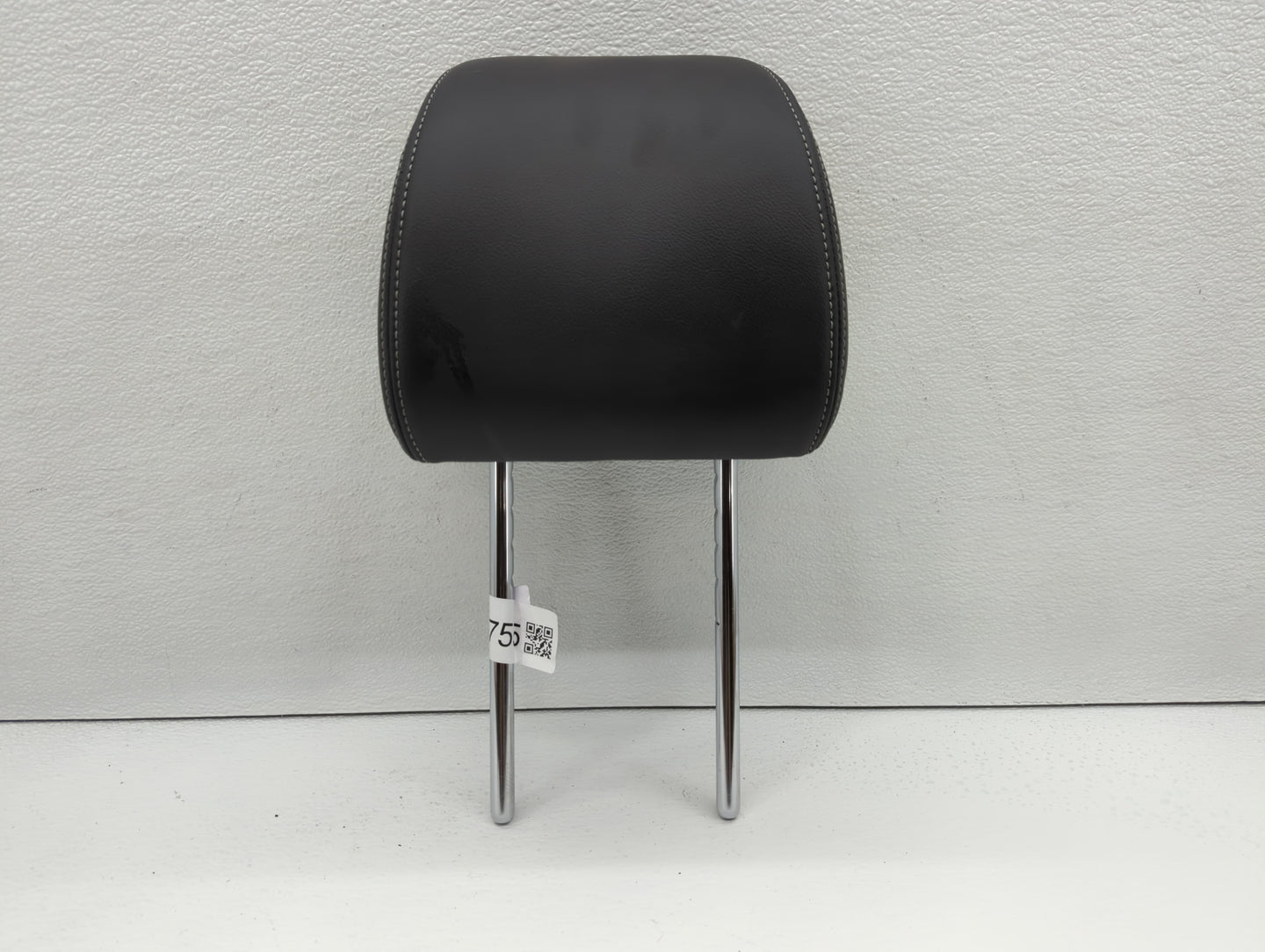2018-2021 Hyundai Kona Headrest Head Rest Front Driver Passenger Seat - Oemusedautoparts1.com