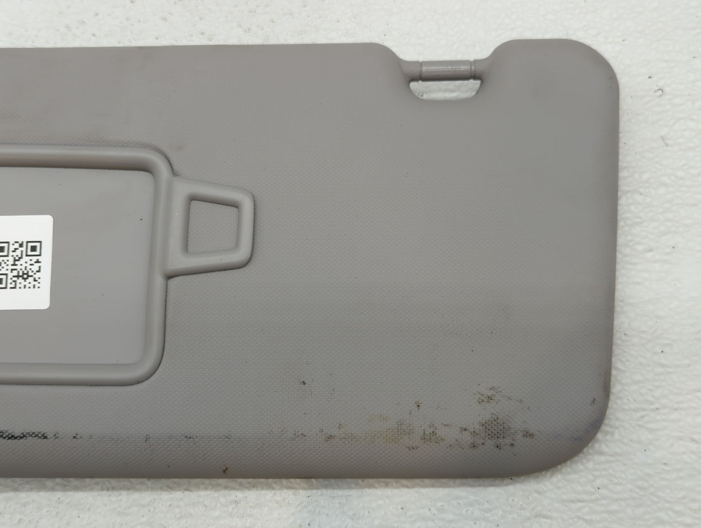 2018-2021 Hyundai Kona Sun Visor Shade Replacement Driver Left Mirror Fits Fits 2018 2019 2020 2021 OEM Used Auto Parts - Oe
