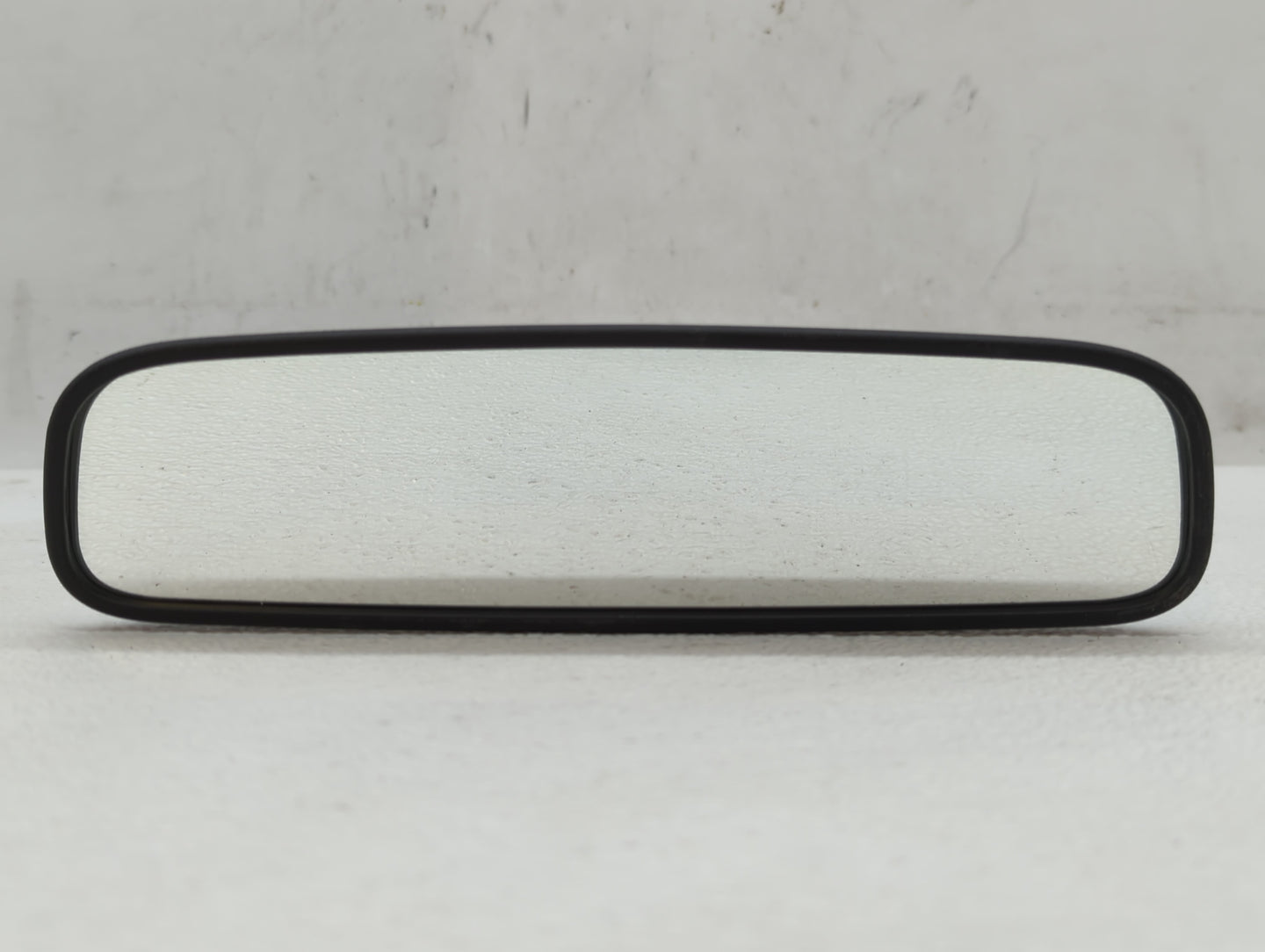 2018-2021 Hyundai Kona Interior Rear View Mirror Replacement OEM P/N:E4012143 Fits OEM Used Auto Parts - Oemusedautoparts1.c