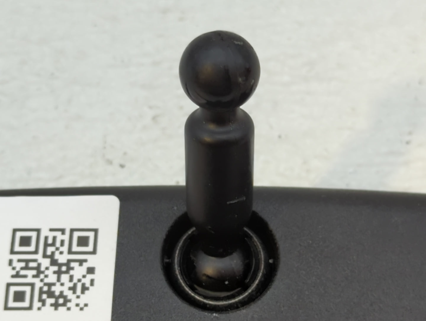 2018-2021 Hyundai Kona Interior Rear View Mirror Replacement OEM P/N:E4012143 Fits OEM Used Auto Parts - Oemusedautoparts1.c