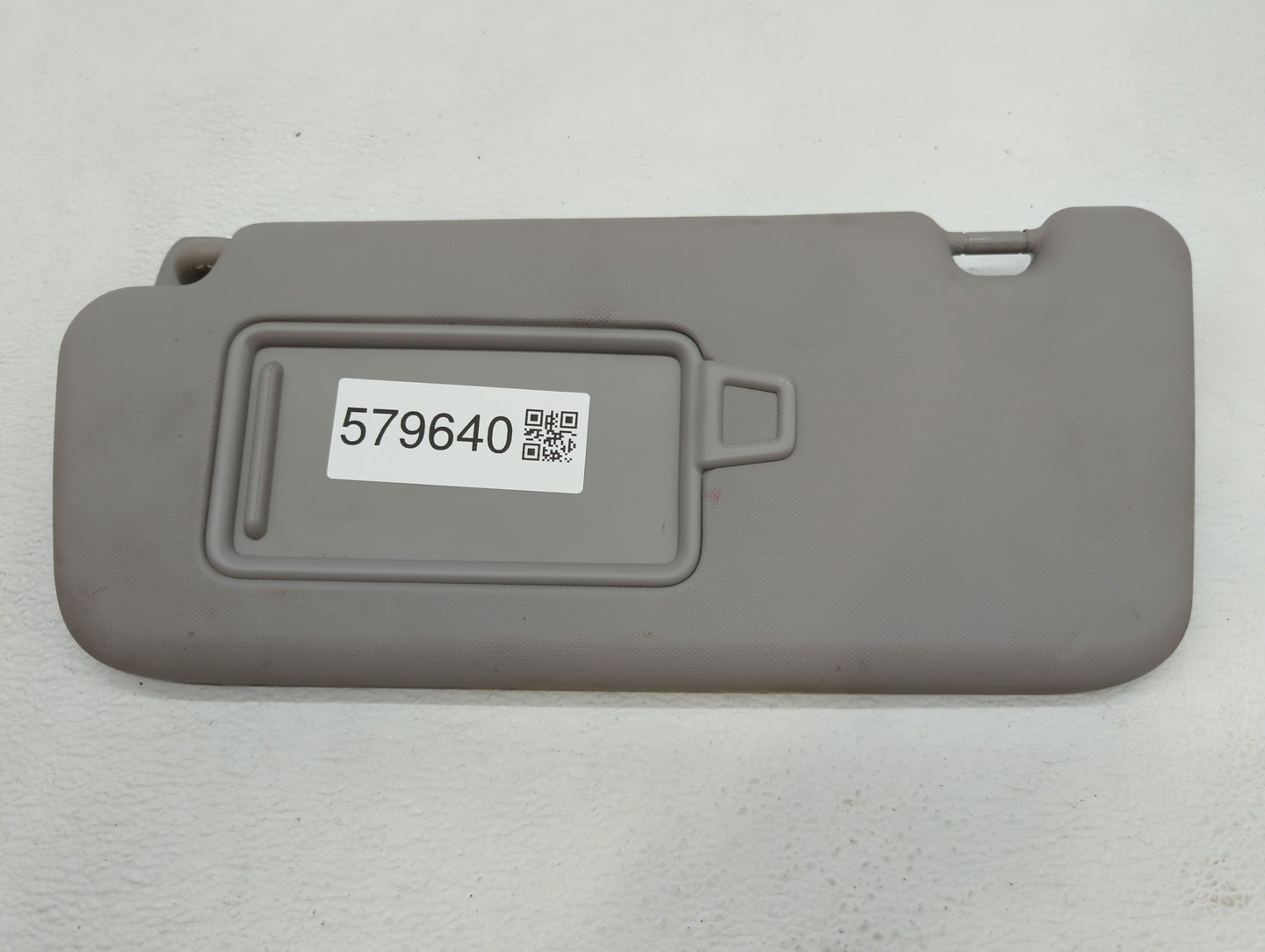 2018-2021 Hyundai Kona Sun Visor Shade Replacement Passenger Right Mirror Fits Fits 2018 2019 2020 2021 OEM Used Auto Parts 