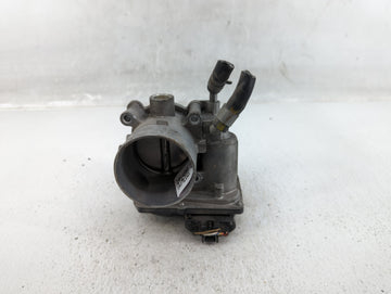 2018-2021 Hyundai Kona Throttle Body P/N:35100-2E400 Fits Fits 2012 2013 2014 2015 2016 2018 2019 2020 2021 OEM Used Auto Pa