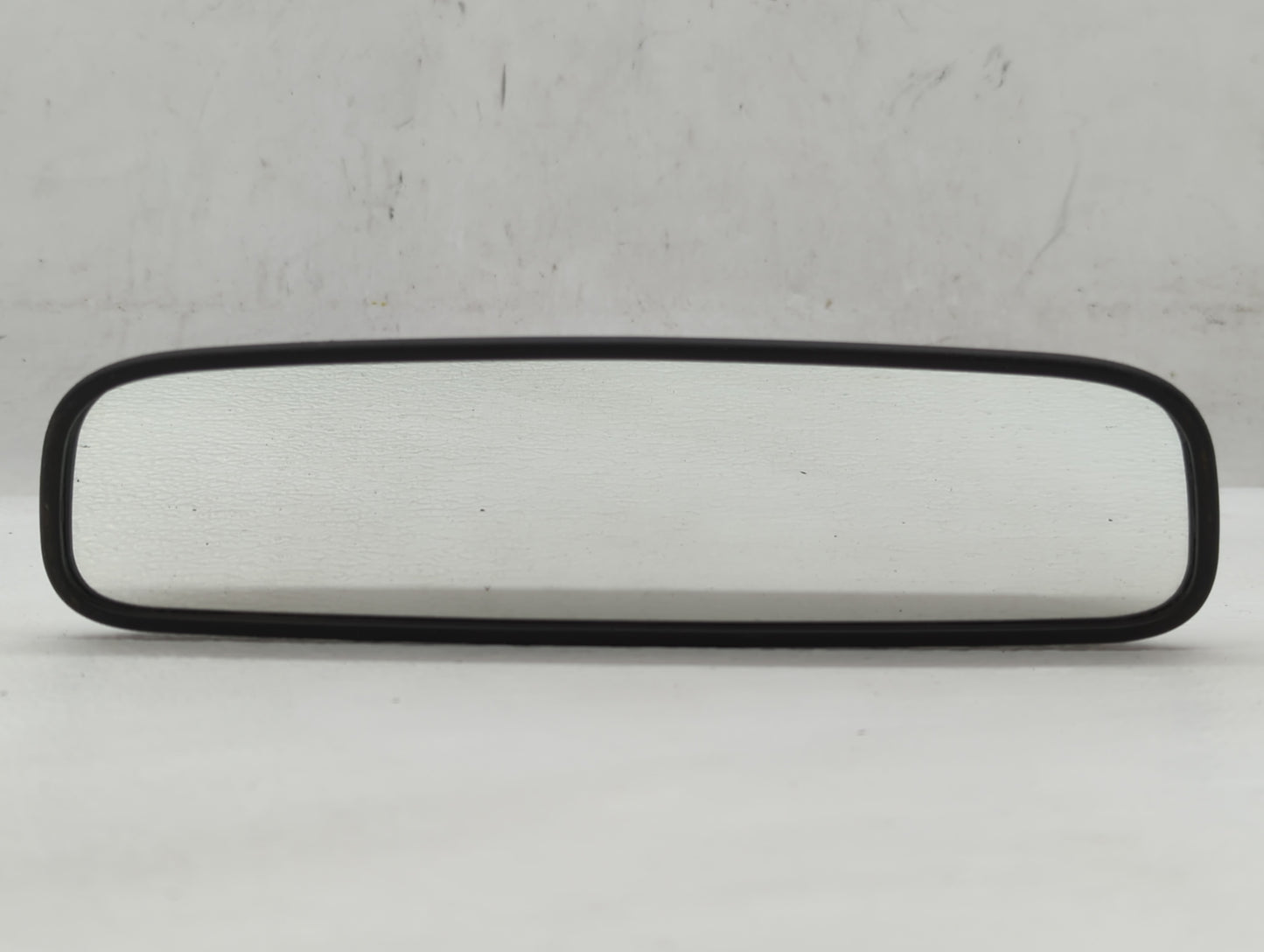 2018-2021 Hyundai Kona Interior Rear View Mirror Replacement OEM P/N:E4012143 Fits OEM Used Auto Parts - Oemusedautoparts1.c