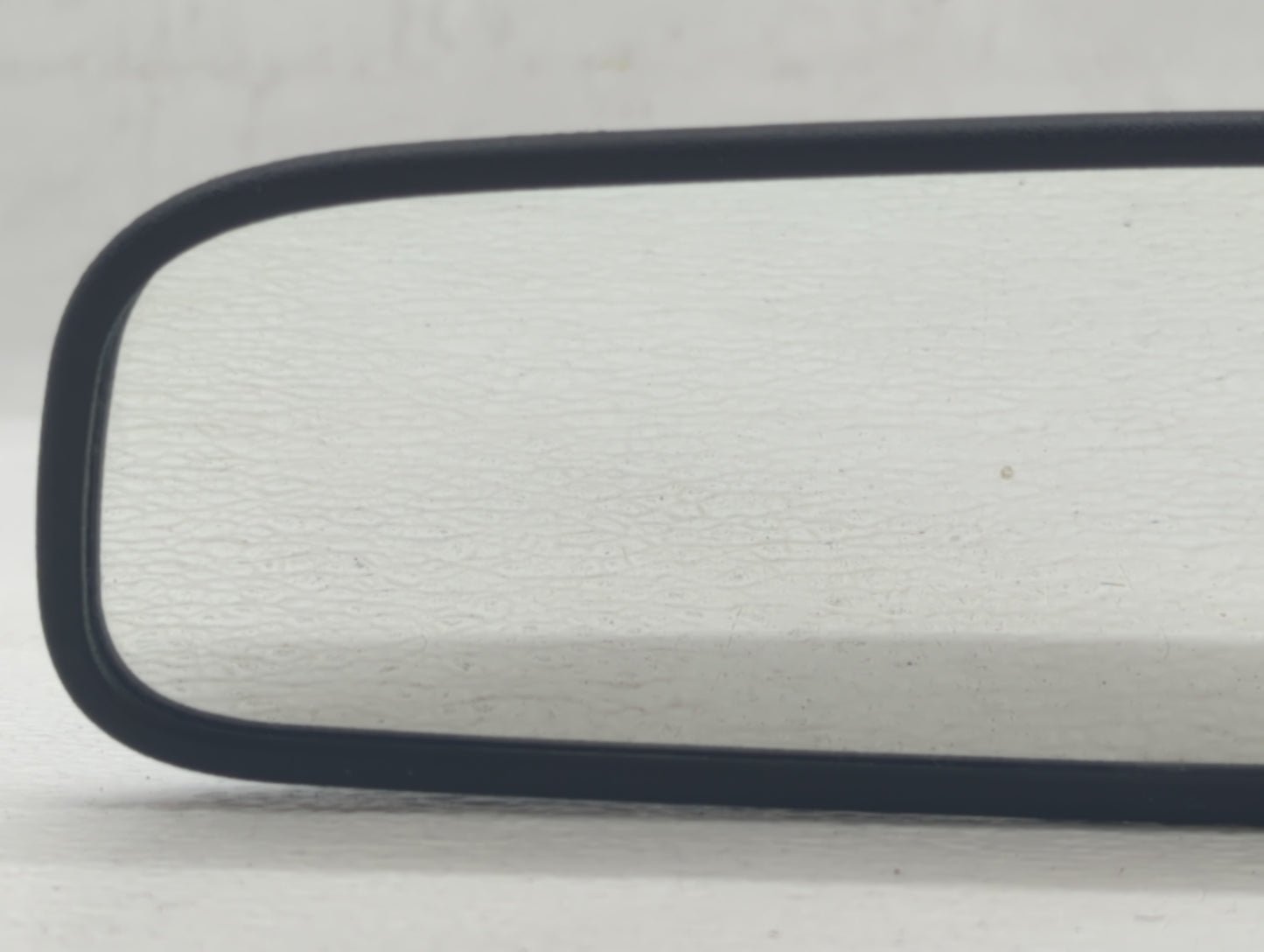2018-2021 Hyundai Kona Interior Rear View Mirror Replacement OEM P/N:E4012143 Fits OEM Used Auto Parts - Oemusedautoparts1.c