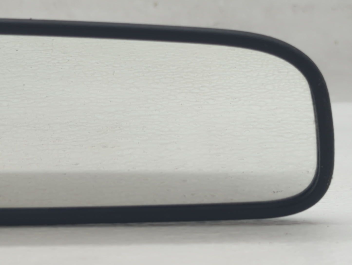 2018-2021 Hyundai Kona Interior Rear View Mirror Replacement OEM P/N:E4012143 Fits OEM Used Auto Parts - Oemusedautoparts1.c