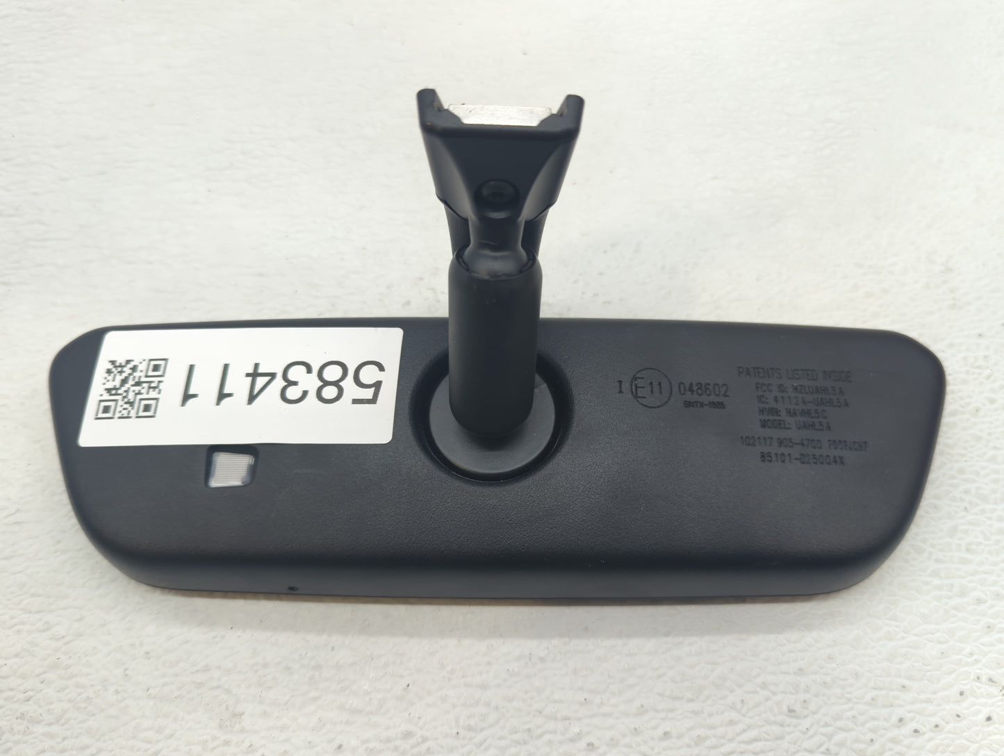 2018-2021 Hyundai Kona Interior Rear View Mirror Replacement OEM P/N:E11048602 Fits Fits 2017 2018 2019 2020 2021 OEM Used A