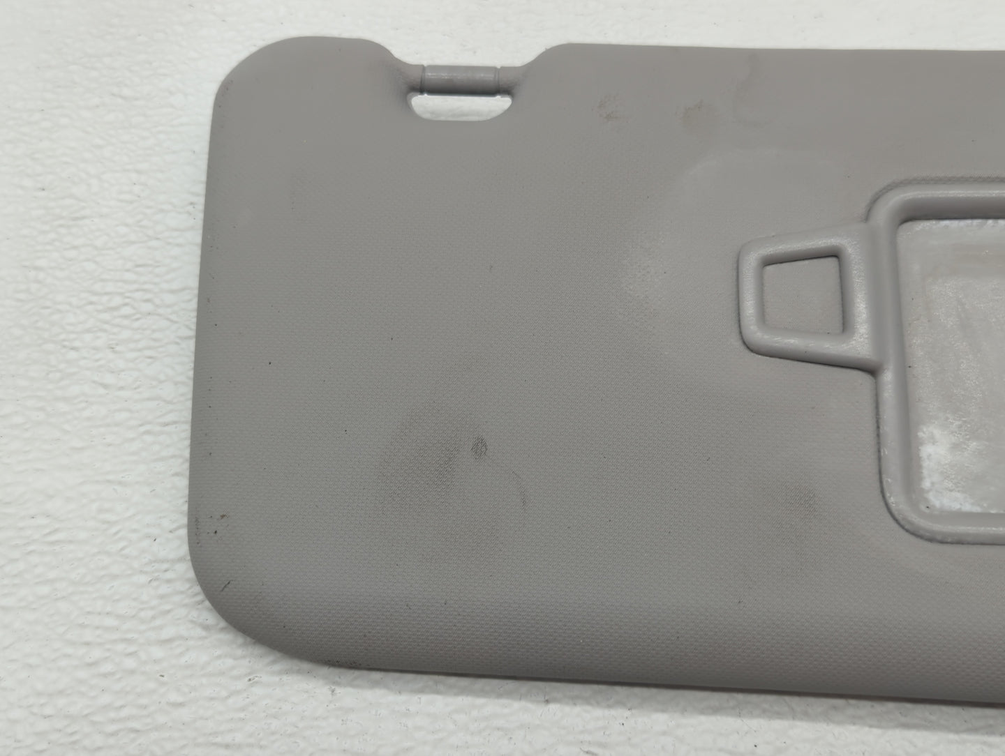2018-2021 Hyundai Kona Sun Visor Shade Replacement Passenger Right Mirror Fits Fits 2018 2019 2020 2021 OEM Used Auto Parts 